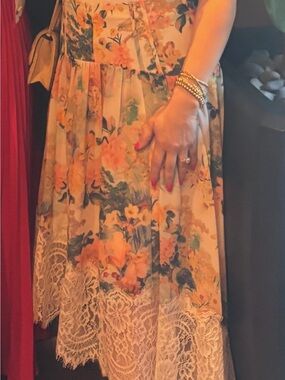 Anthropologie Floral skirt in Cream, Peach, Yellow and Blue